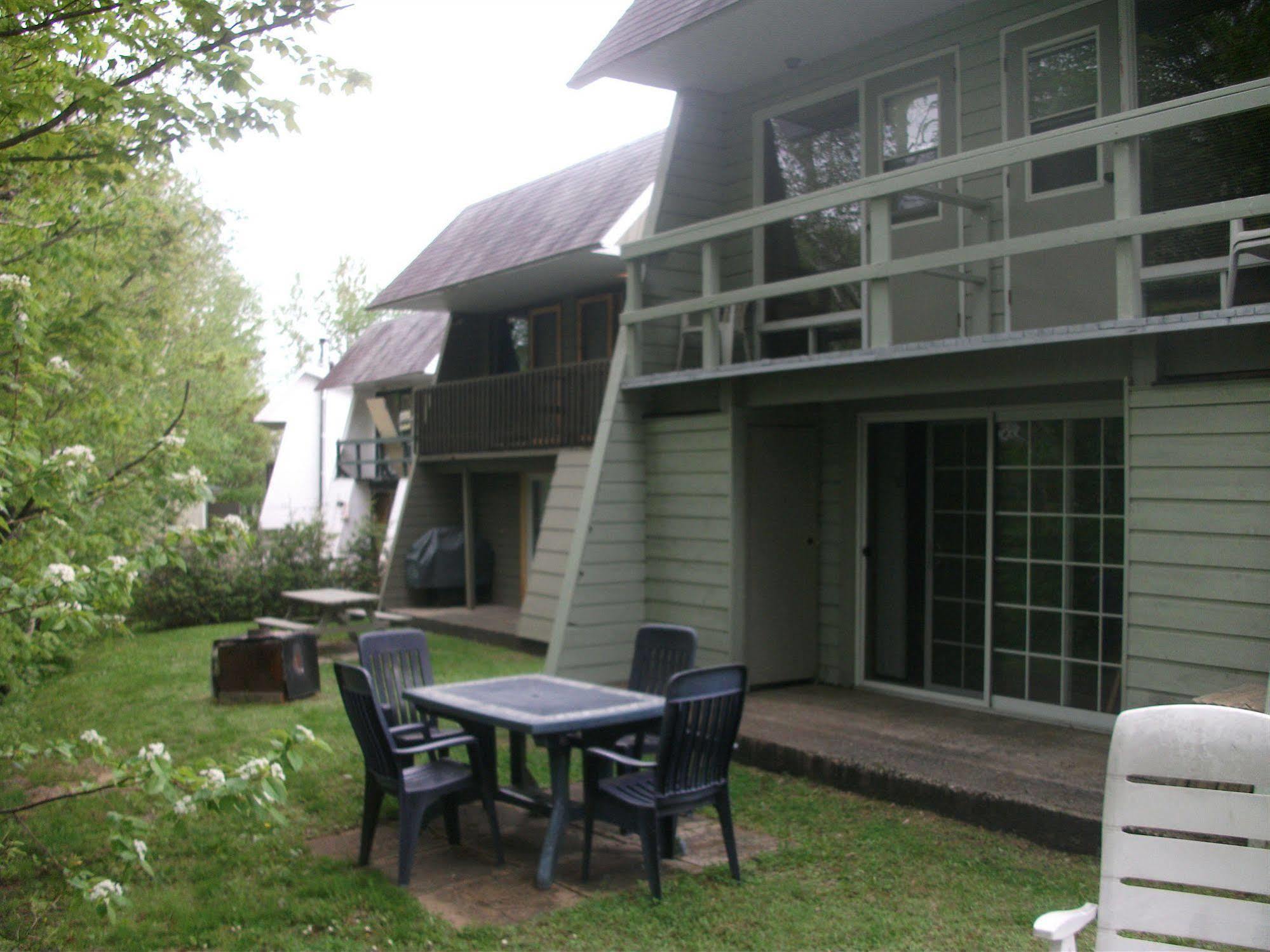 Вилла Les Chalets Bo-So-Met Бопре Экстерьер фото